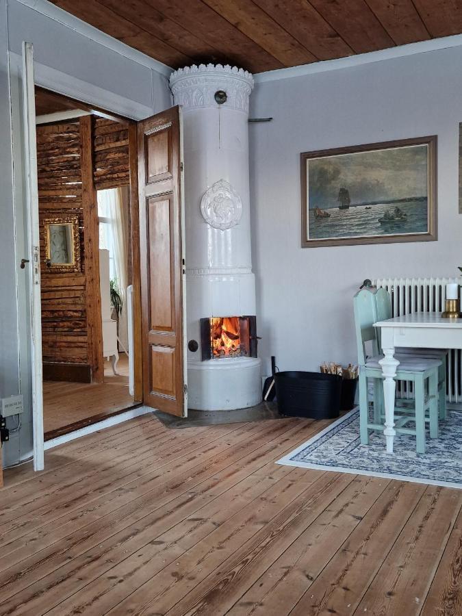 Ronehamn Bed And Breakfast Hemse Exterior foto