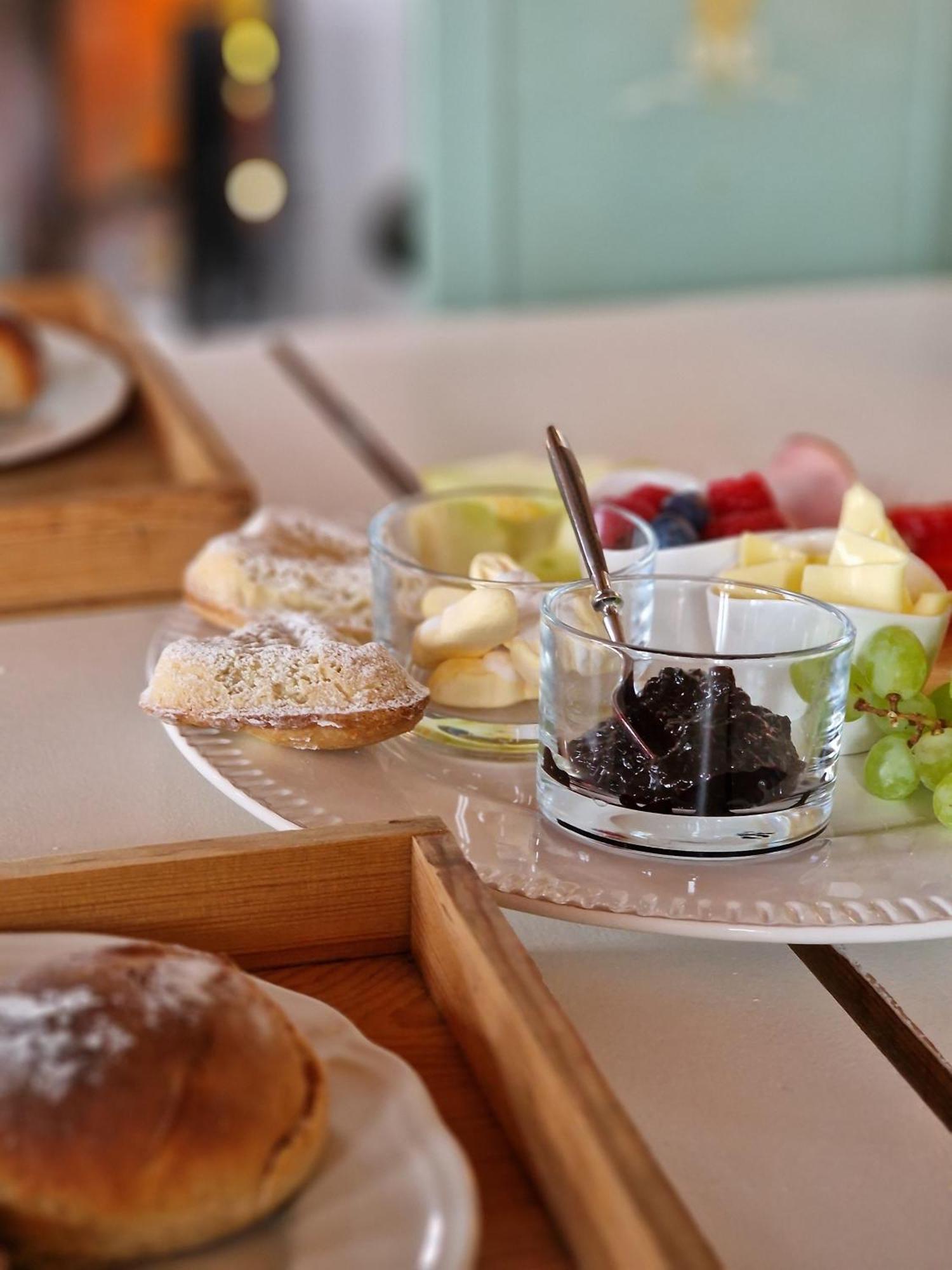 Ronehamn Bed And Breakfast Hemse Exterior foto